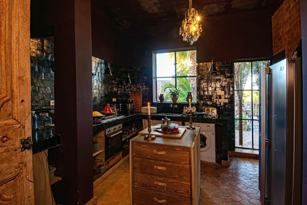 Aux Portes De Marrakech Villa Arts & Deco Avec Piscine Маракеш Екстериор снимка